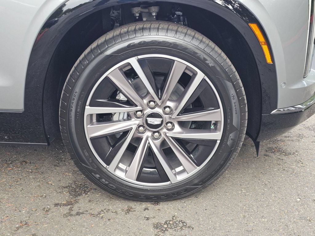 New 2027 Cadillac Vistiq Luxury AWD/4WD image 9