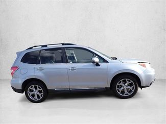 Used 2015 Subaru Forester 2.5i Touring w/ Eyesight & Navigation System AWD/4WD video 3