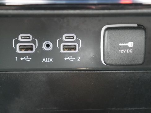 Used 2023 Jeep Grand Cherokee L Overland image 24