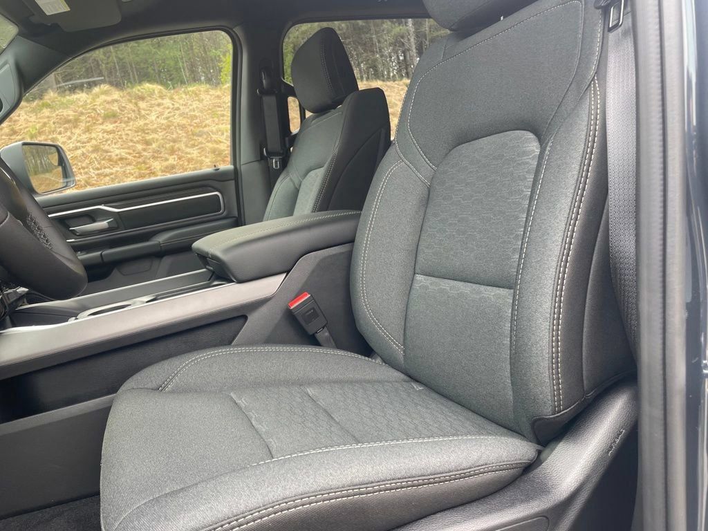 New 2026 RAM 1500 Big Horn AWD/4WD image 11
