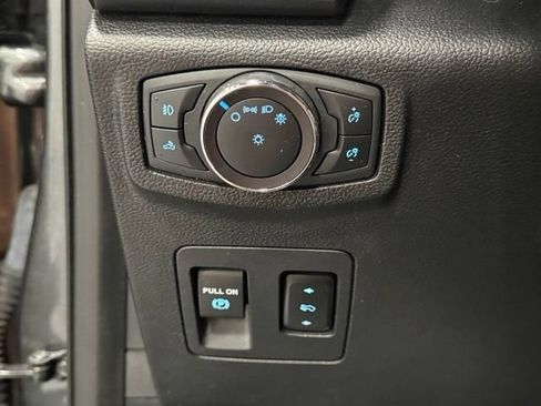 Certified 2019 Ford F150 XLT w/ Equipment Group 302A Luxury AWD/4WD image 17