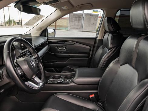 Used 2023 Honda Pilot EX-L image 13