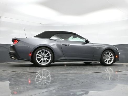 Used 2025 Ford Mustang GT Premium RWD image 42