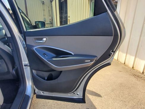 Used 2016 Hyundai Santa Fe Sport image 20