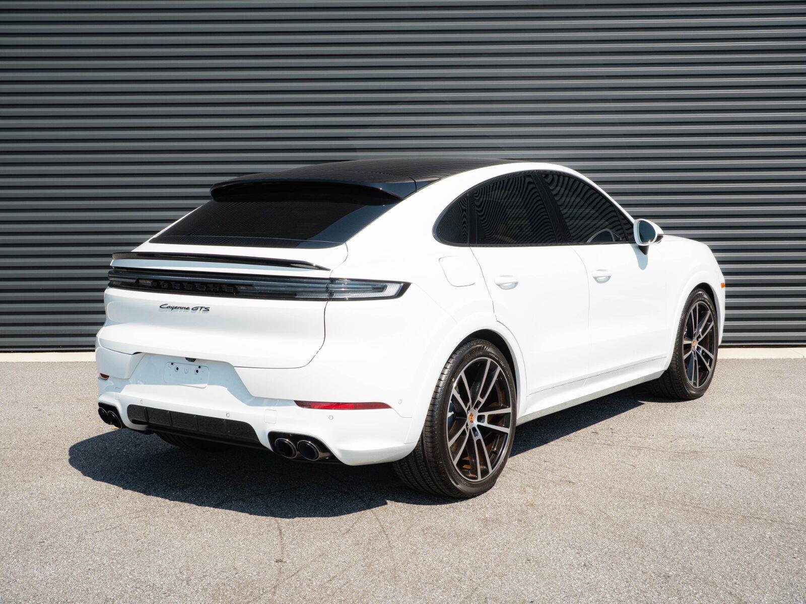 Certified 2026 Porsche Cayenne GTS AWD/4WD image 29