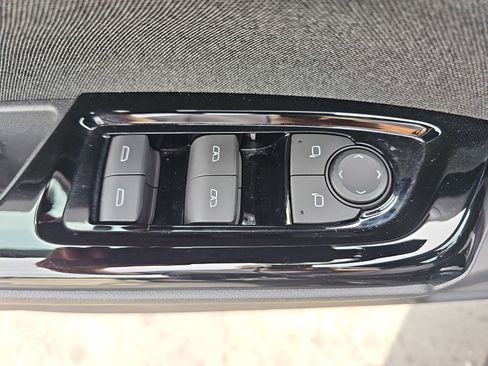 Used 2024 Honda Prologue EX image 29
