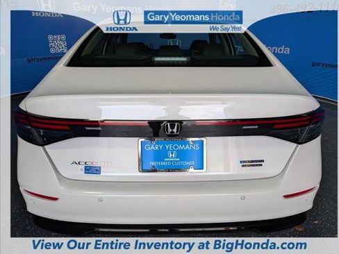 New 2026 Honda Accord Touring image 7