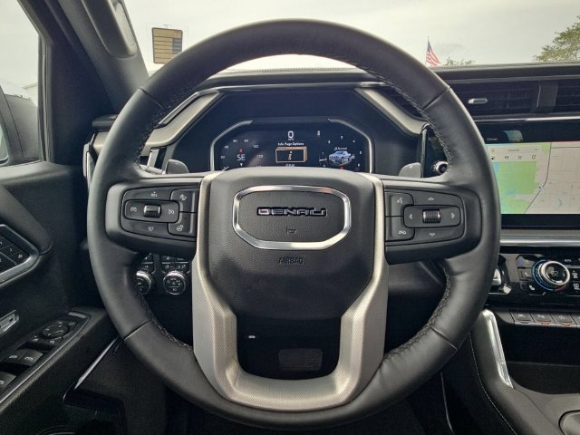 Used 2024 GMC Sierra 1500 Denali w/ Denali Reserve Package AWD/4WD image 12