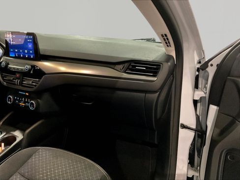 Used 2025 Ford Escape Active FWD image 25