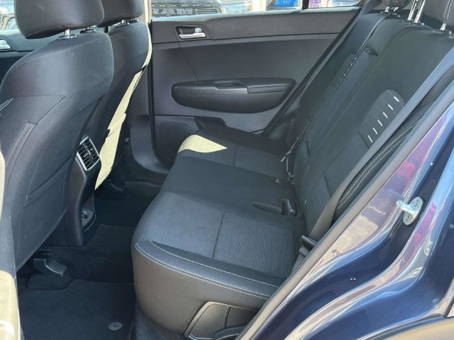 Used 2018 Kia Sportage LX AWD/4WD image 15