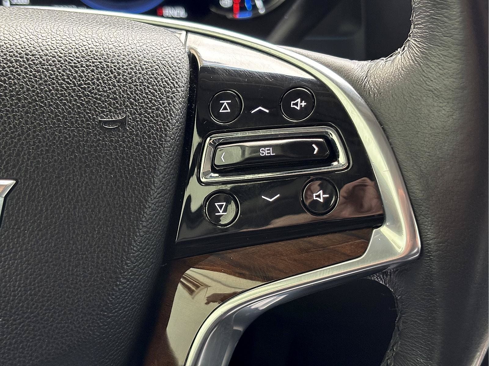 Used 2020 Cadillac Escalade Luxury AWD/4WD image 36