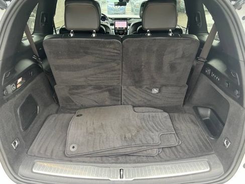 Certified 2021 Jeep Grand Cherokee L Overland w/ Luxury Tech Group IV AWD/4WD image 11