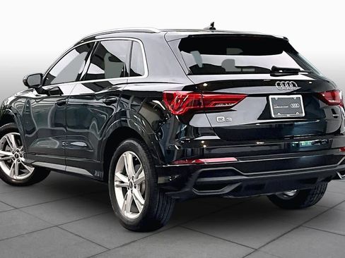 Certified 2023 Audi Q3 2.0T Premium w/ Convenience Package AWD/4WD image 12