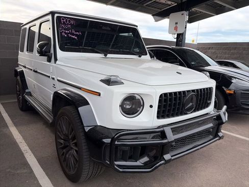 Used 2025 Mercedes-Benz G 63 AMG 4MATIC image 4