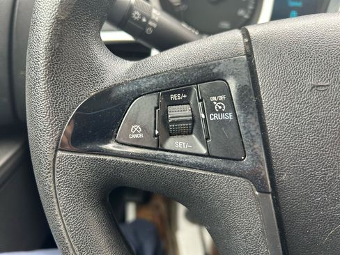 Used 2013 Chevrolet Equinox LS FWD image 18