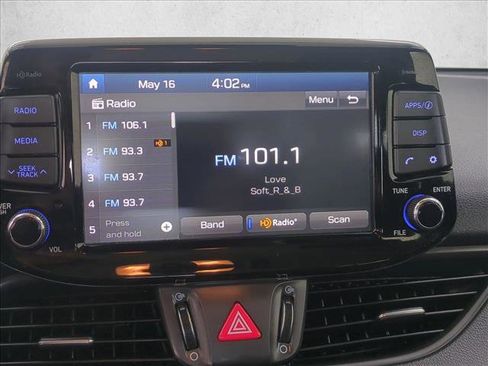 Used 2020 Hyundai Elantra GT w/ Style Package 02 FWD image 18