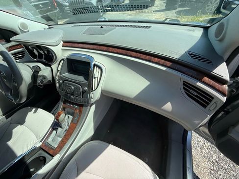 Used 2010 Buick LaCrosse CX image 31