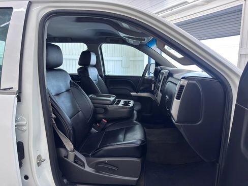 Used 2015 Chevrolet Silverado 1500 W/T RWD image 10