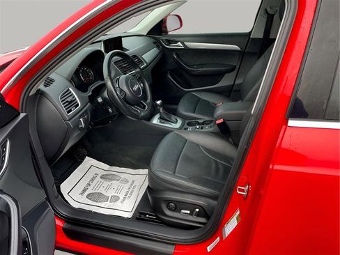 Used 2017 Audi Q3 2.0T Premium Plus w/ Premium Plus Package image 12