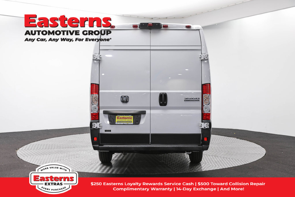 Used 2023 RAM ProMaster 3500 FWD image 7