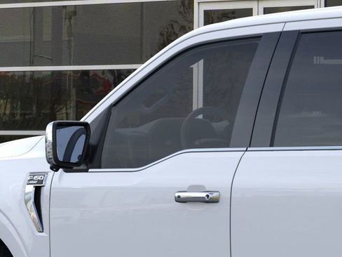 New 2025 Ford F150 Lariat w/ Equipment Group 502A High image 21