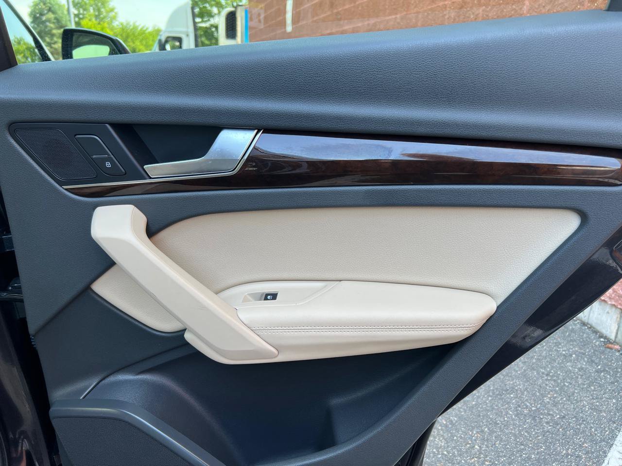 Used 2019 Audi Q5 2.0T Premium Plus AWD/4WD image 16