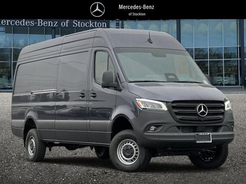 New 2026 Mercedes-Benz Sprinter 2500 image 1