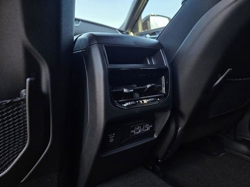 New 2025 Jeep Grand Cherokee Laredo image 31