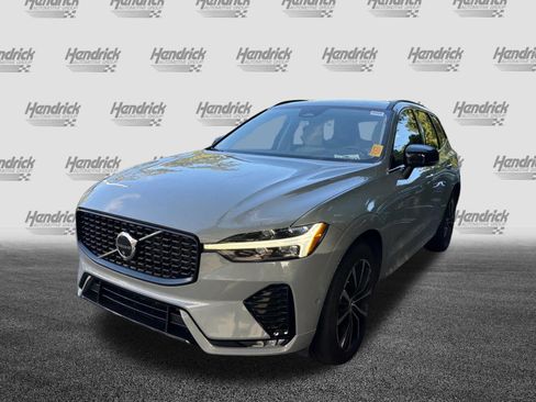 Used 2025 Volvo XC60 B5 Plus w/ Protection Package AWD/4WD image 8
