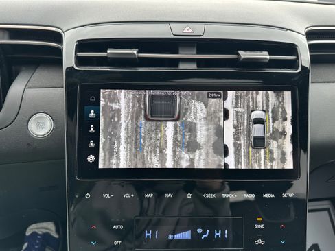 Used 2023 Hyundai Santa Cruz Limited image 44