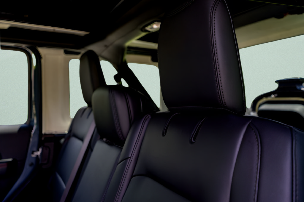 New 2026 Jeep Wrangler Unlimited Rubicon 392 w/ Quick Order Package 27X Moab AWD/4WD image 25