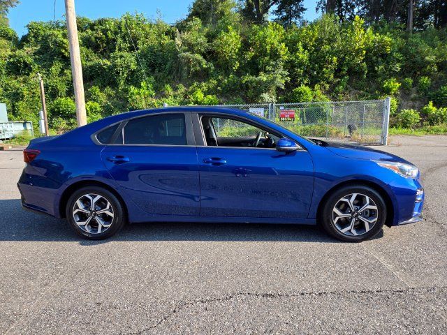 Used 2019 Kia Forte LXS FWD image 10