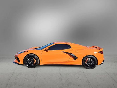 Used 2023 Chevrolet Corvette Stingray Premium Conv w/ Z51 Performance Package image 6