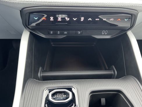 New 2026 Jeep Cherokee Laredo AWD/4WD image 28