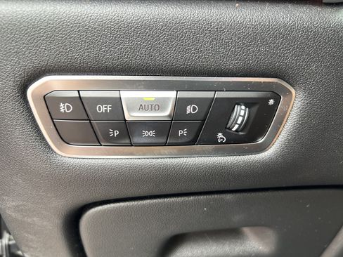 Used 2020 BMW X7 xDrive40i w/ Premium Package AWD/4WD image 38