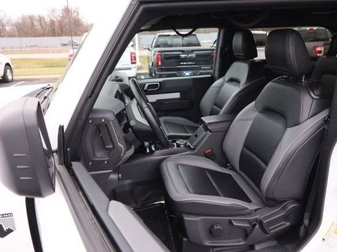 Used 2024 Ford Bronco Big Bend image 8