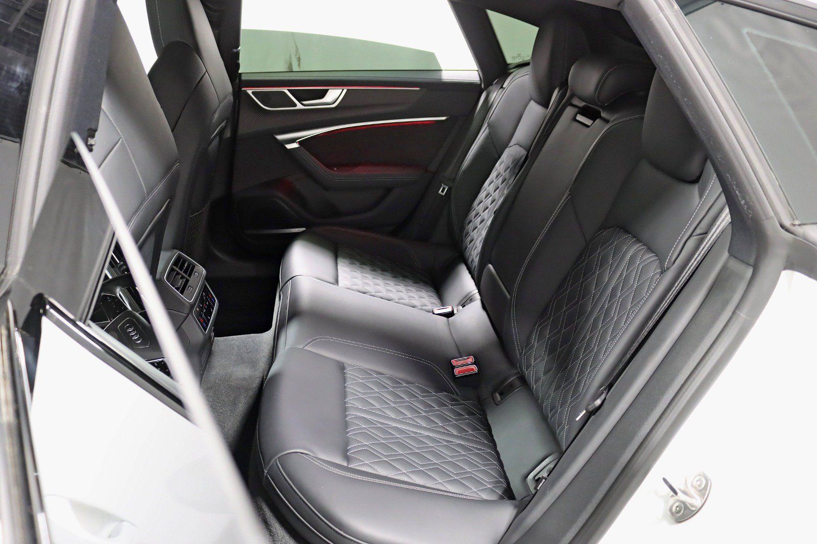 Used 2021 Audi S7 Premium Plus w/ S Sport Package AWD/4WD image 29