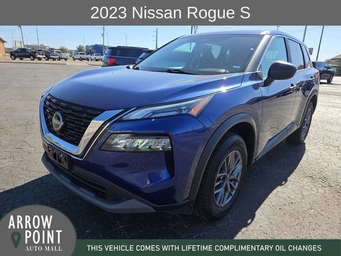 Used 2023 Nissan Rogue S image 4