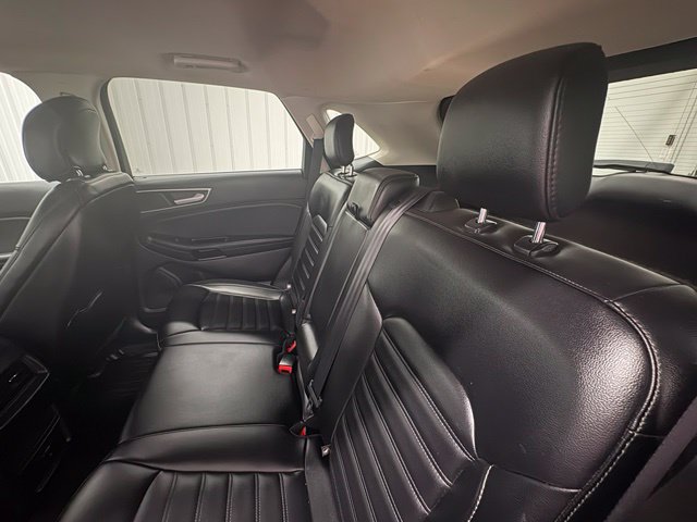 Used 2019 Ford Edge SEL w/ Equipment Group 201A AWD/4WD image 9