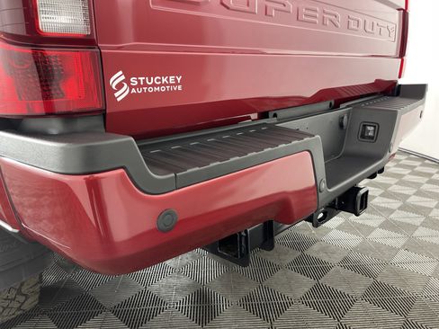 Used 2022 Ford F250 Lariat w/ Tremor Off-Road Package image 7