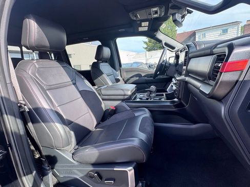 Used 2025 Ford F150 Raptor AWD/4WD image 18