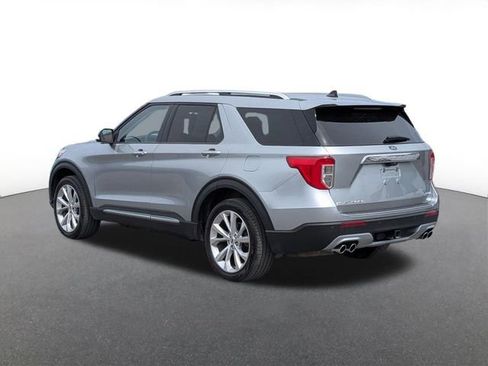 Certified 2024 Ford Explorer Platinum w/ Technology Package AWD/4WD image 4