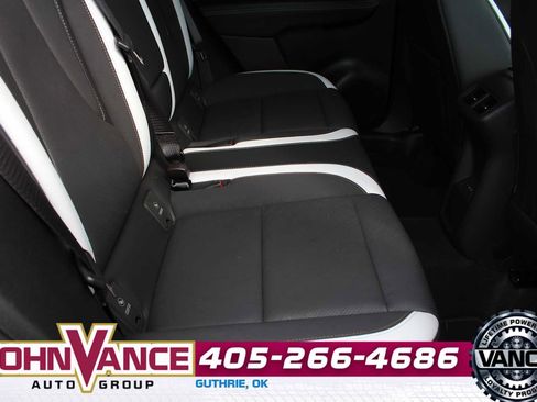 Used 2025 Buick Envision Sport Touring image 28