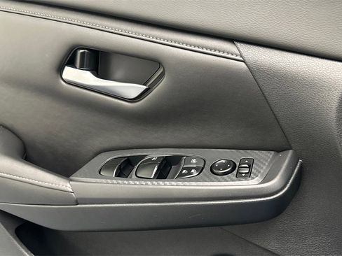 Certified 2021 Nissan Sentra SV image 17