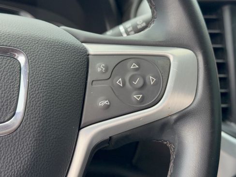 Certified 2023 GMC Acadia SLT AWD/4WD image 19