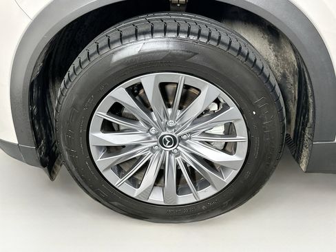 Used 2025 MAZDA CX-90 3.3 Turbo w/ Preferred Package image 11