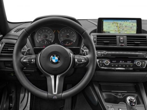 Used 2017 BMW M2 image 7