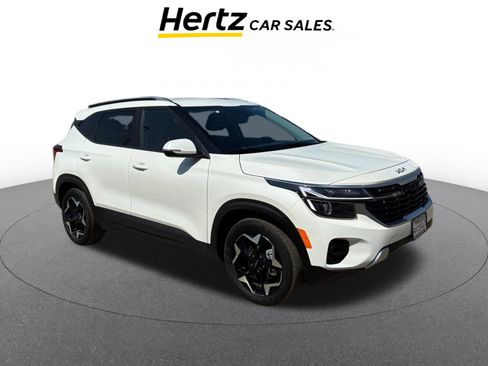 Used 2025 Kia Seltos S image 1