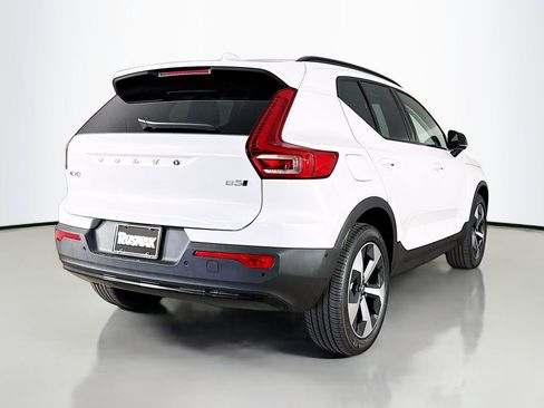 New 2026 Volvo XC40 B5 Plus w/ Protection Package Premier image 7