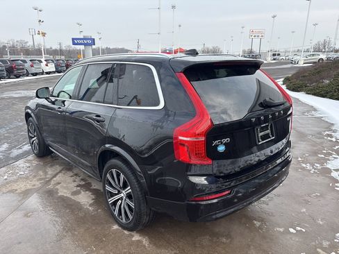 Certified 2023 Volvo XC90 B6 Core w/ Climate Package image 7